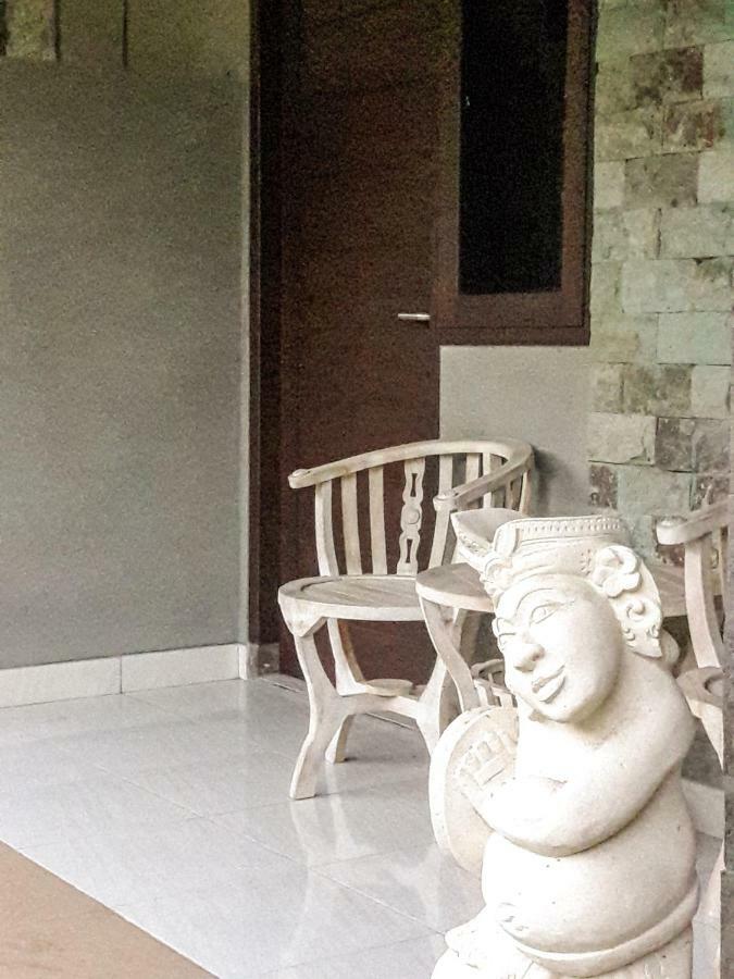 Paranyogan Homestay 2 Jimbaran Екстериор снимка