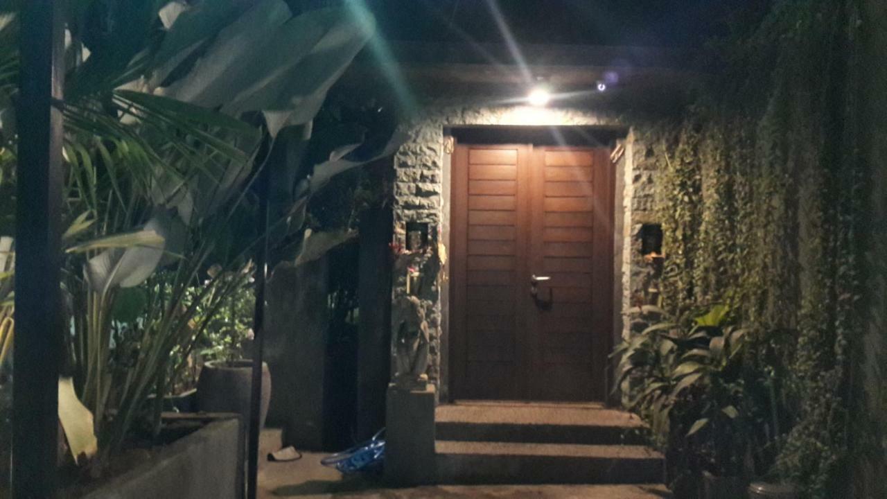 Paranyogan Homestay 2 Jimbaran Екстериор снимка